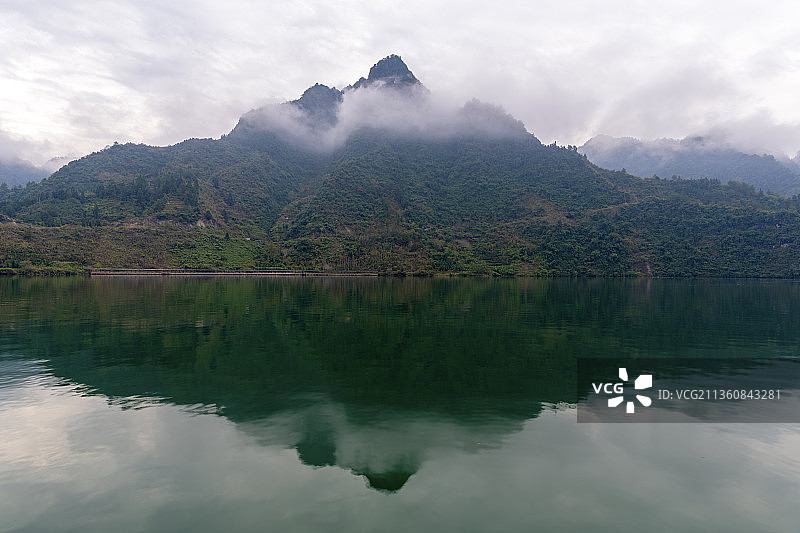 《酉阳后溪河湾山寨风光十六》图片素材