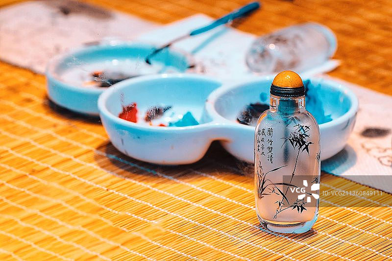 鼻烟壶图片素材