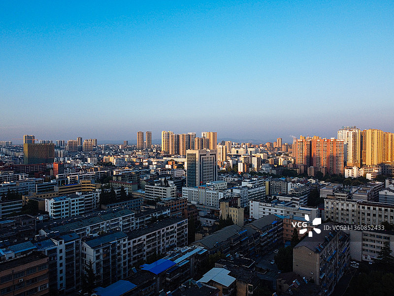 荆门 东宝区 象山大道 第二人民医院 华铭广场图片素材