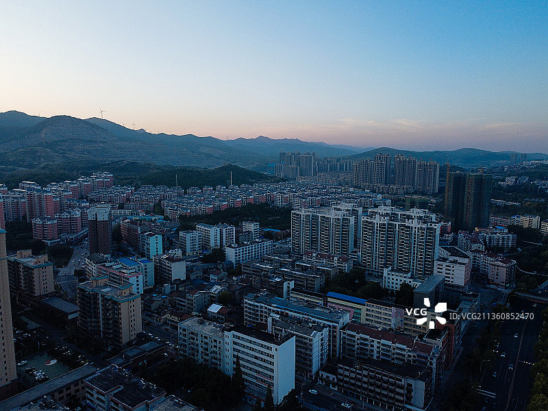 荆门 东宝区 象山大道 第二人民医院 华铭广场图片素材