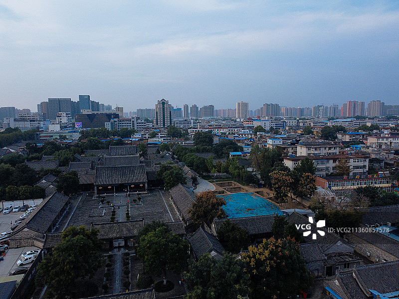 南阳 宛城区 中心广场 府衙博物馆 人民路 人民公园 世纪百图片素材