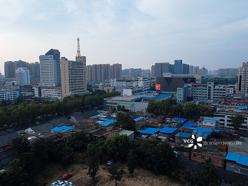 南阳 宛城区 中心广场 府衙博物馆 人民路 人民公园 世纪百图片素材