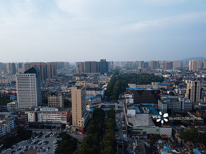 南阳 宛城区 中心广场 府衙博物馆 人民路 人民公园 世纪百图片素材