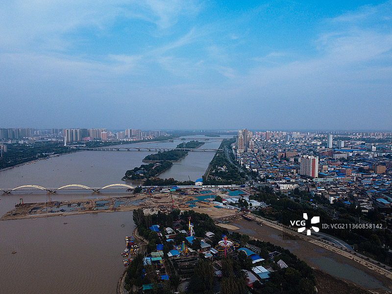 南阳 卧龙区 卧龙大桥 文化路 白象湾 白河图片素材