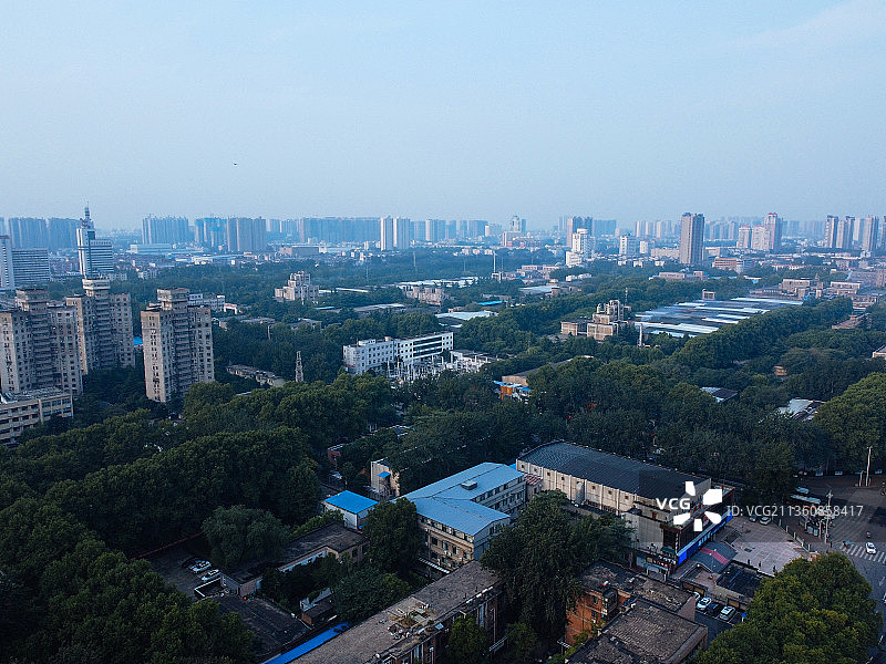 平顶山 卫东区 建设路 人民商场 万达广场 中心医院图片素材