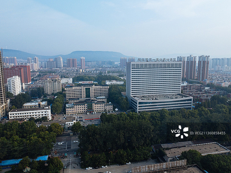 平顶山 卫东区 建设路 人民商场 万达广场 中心医院图片素材