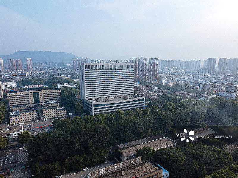 平顶山 卫东区 建设路 人民商场 万达广场 中心医院图片素材