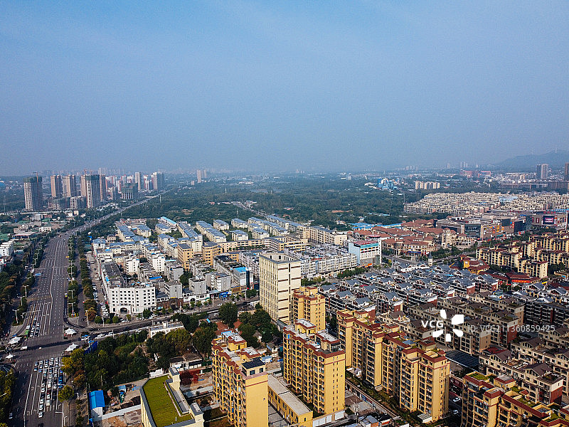 平顶山 新华区 长青路 鹰城广场 建设路 佳田新天地图片素材