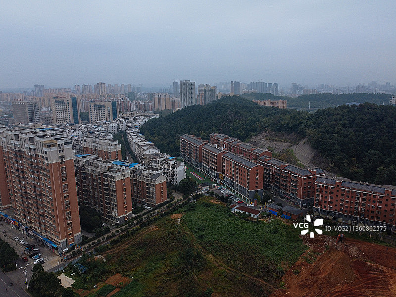 咸宁市，咸安区 银泉大道 金桂路 咸宁传媒大厦 中心医院 博图片素材
