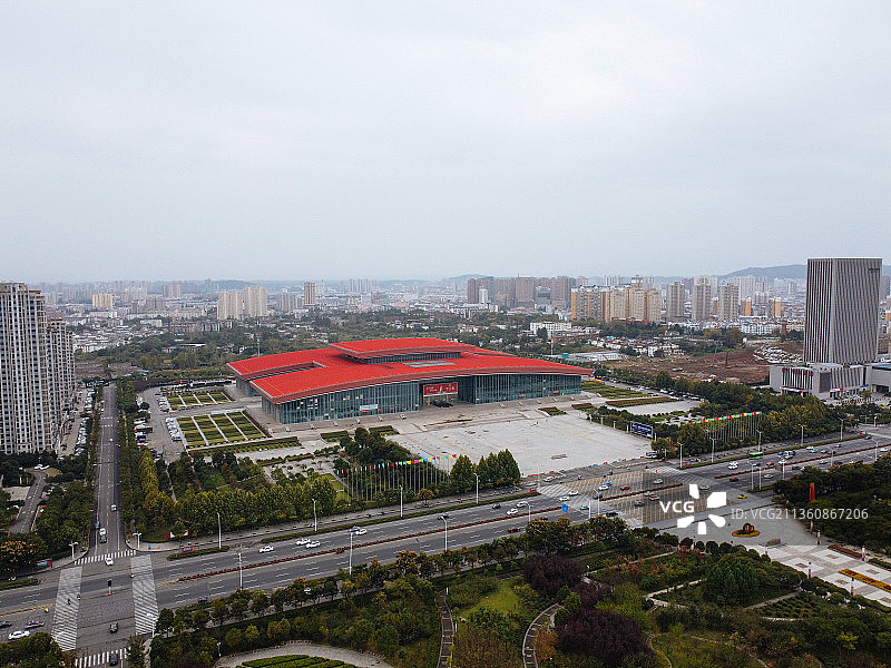 信阳市 平桥区 新七大道 百花会展 百花园 信阳市博物馆 百图片素材