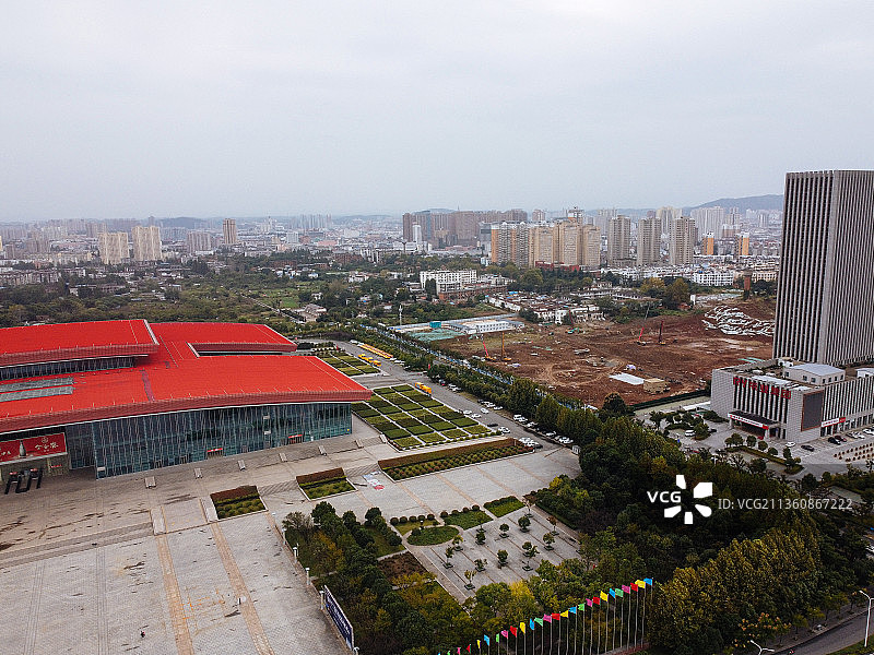 信阳市 平桥区 新七大道 百花会展 百花园 信阳市博物馆 百图片素材