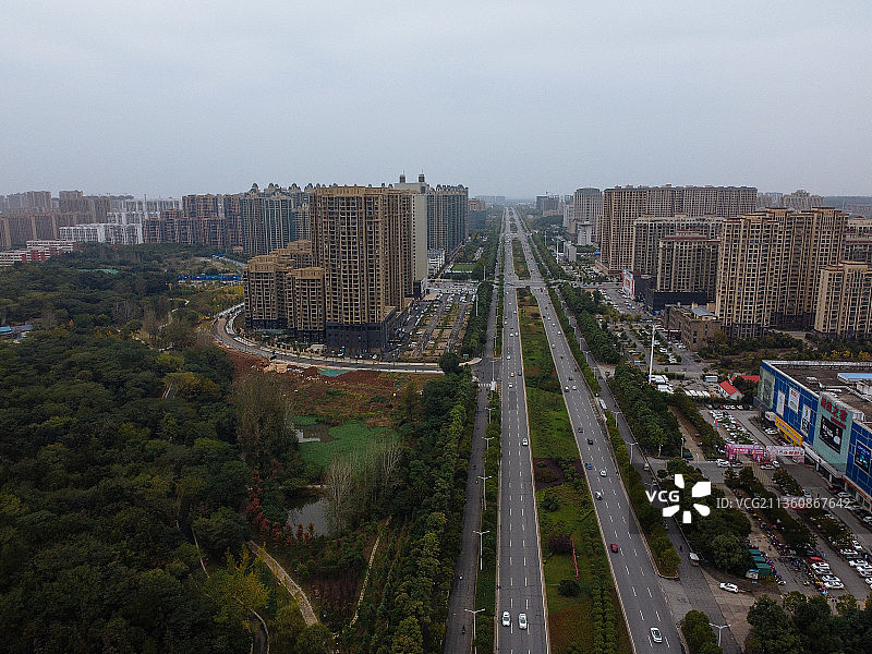 信阳市 平桥区 羊山公园 新二十四大街  信阳国际商城  居图片素材