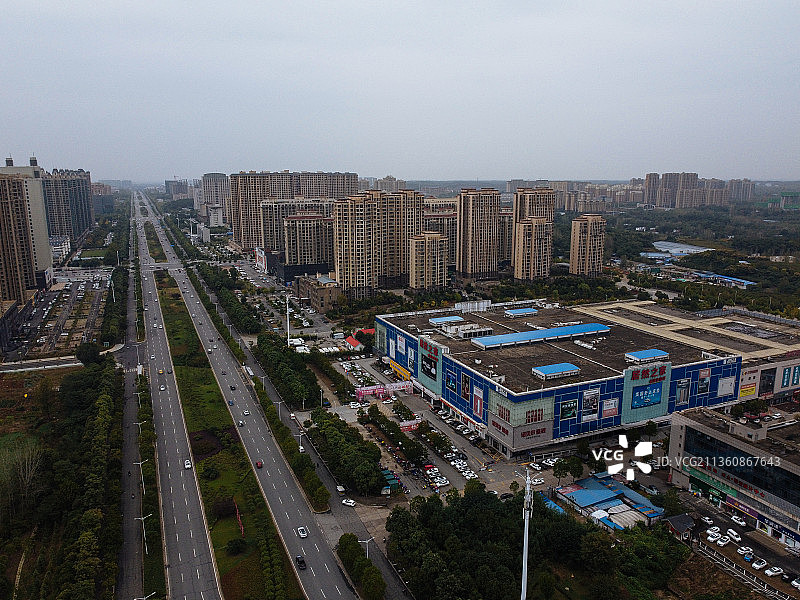 信阳市 平桥区 羊山公园 新二十四大街  信阳国际商城  居图片素材