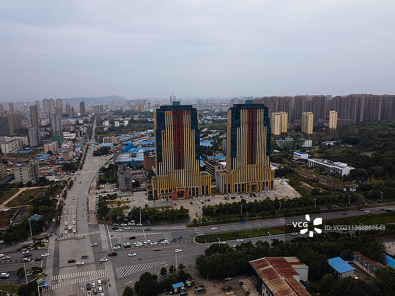 信阳市 平桥区 羊山公园 新二十四大街  信阳国际商城  居图片素材