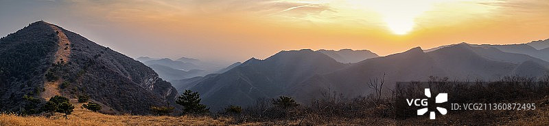 日落盘山图片素材