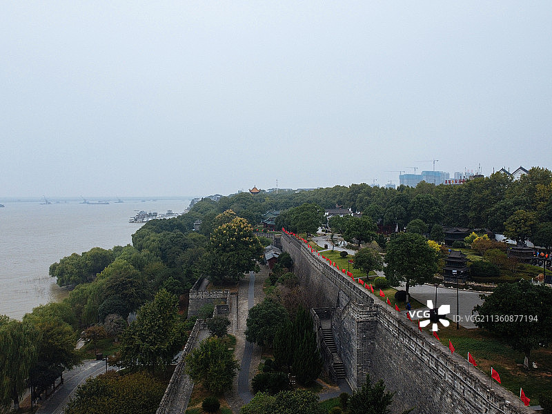 岳阳市 岳阳楼区 洞庭北路 岳阳楼 洞庭湖 巴陵广场 际华路图片素材