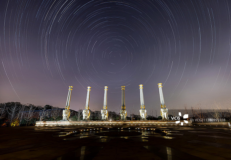 牛首山白象星轨图片素材