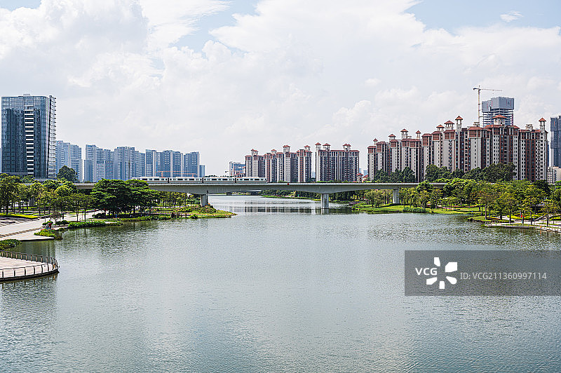 广东广州南沙建筑风光图片，城市天际线，景色，天空，海水，配图图片素材
