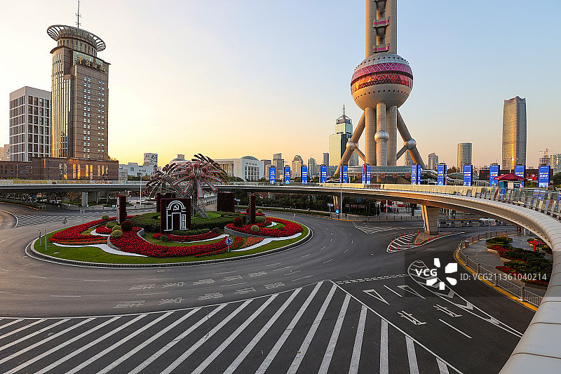 陆家嘴环路无车的图片图片素材