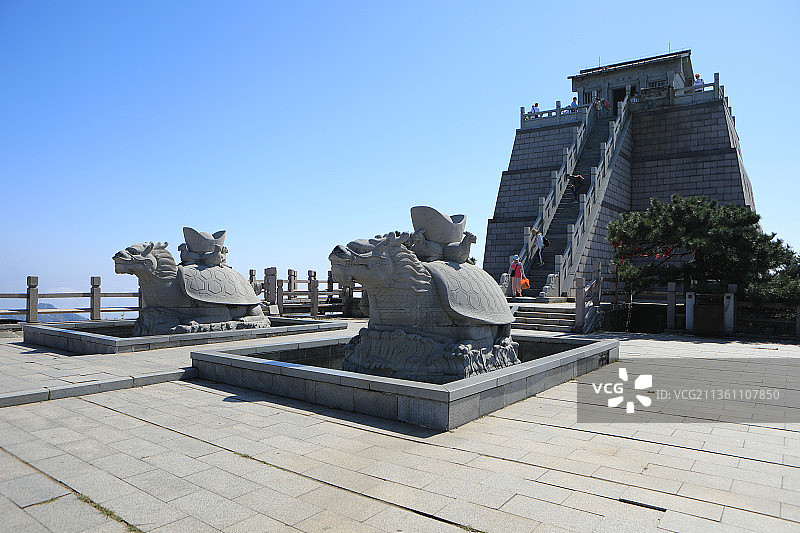 山东蒙山龟蒙景区，沂蒙山旅游图片素材