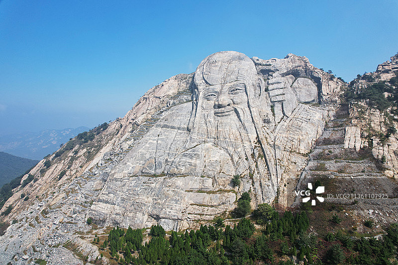 山东蒙山龟蒙景区，沂蒙山旅游图片素材