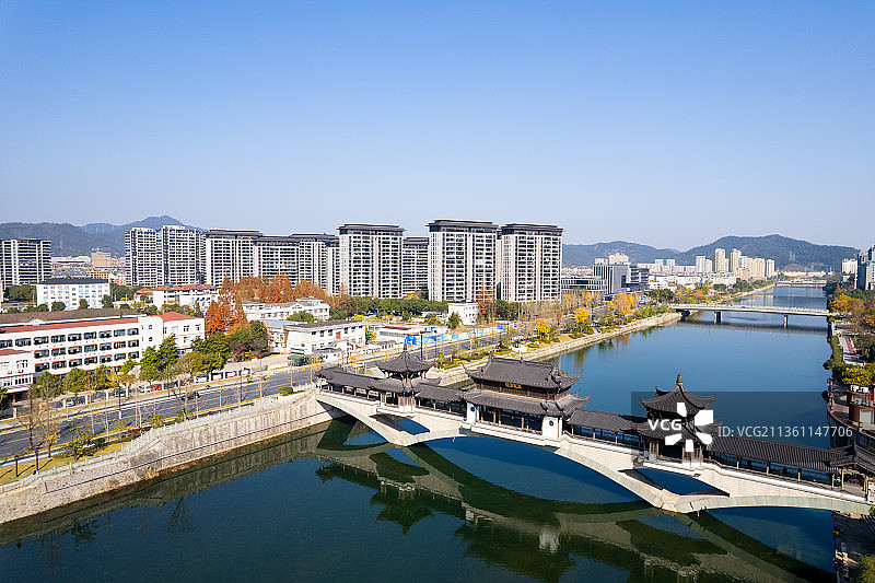 临安苕溪银月廊桥图片素材