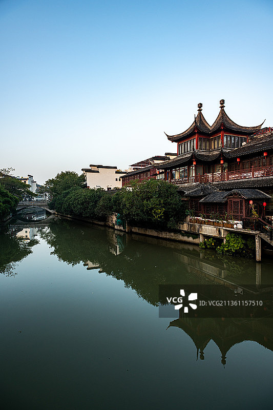 冬日清晨的南京夫子庙秦淮河.天下文枢图片素材
