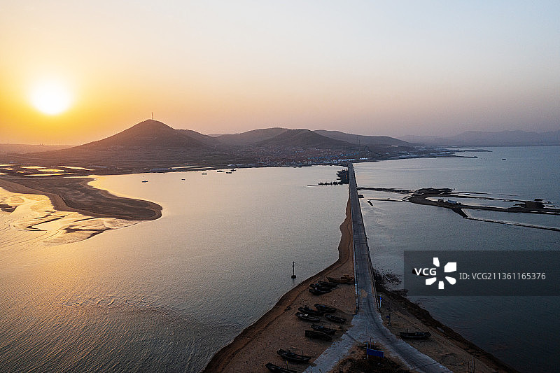 田横岛三连岛日落图片素材