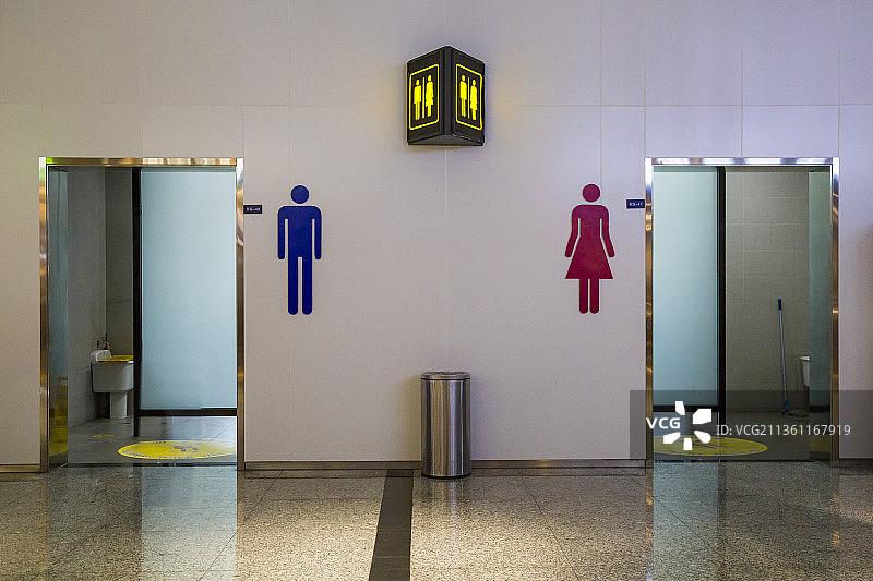 没有人的男女洗手间图片素材