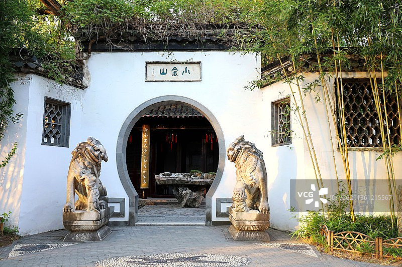 扬州瘦西湖小金山图片素材