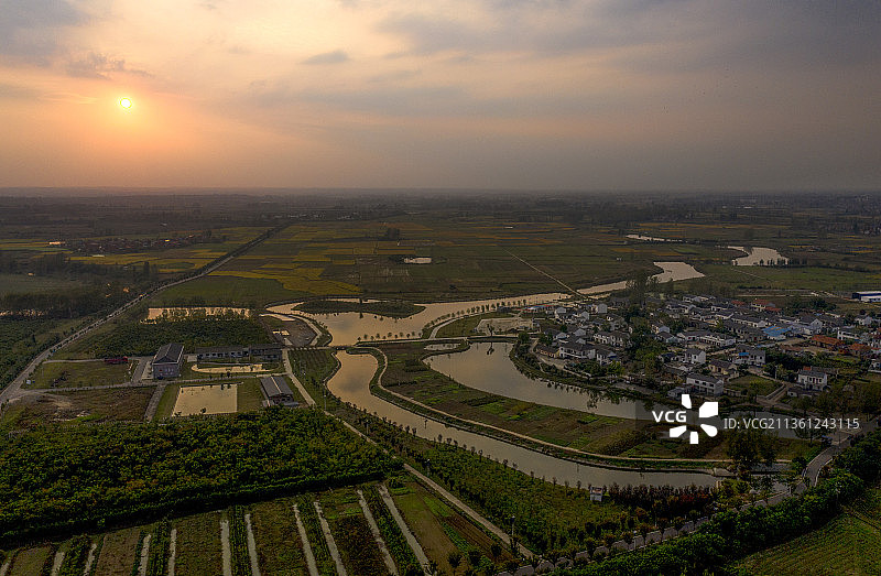 日落西赵湖图片素材