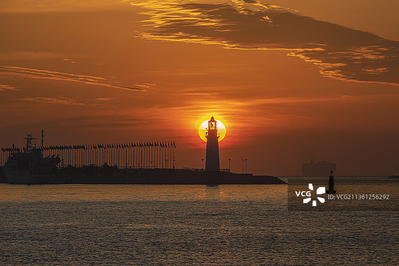 青岛奥帆中心日出图片素材