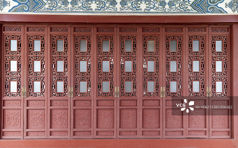 江西省南昌市景点滕王阁内部中式木装饰图片素材