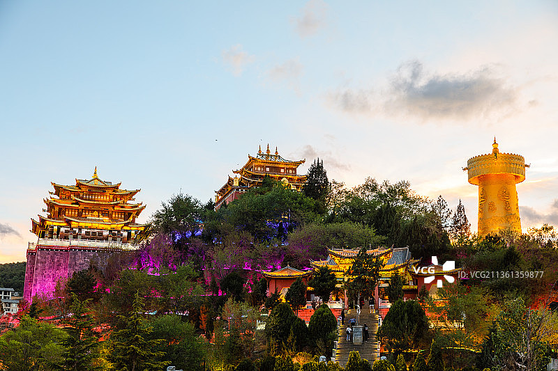 云南迪庆香格里拉独克宗古城图片素材