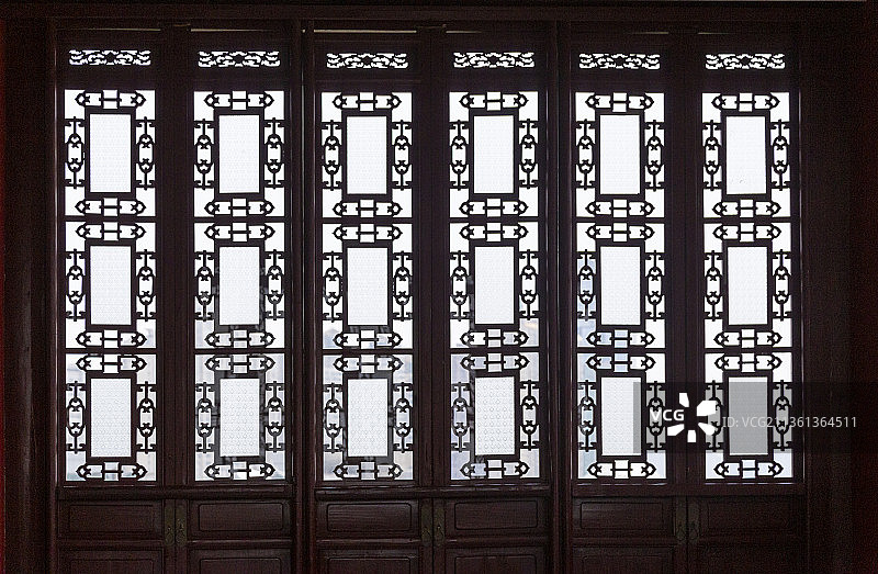 江西省南昌市景点滕王阁内部中式木装饰图片素材