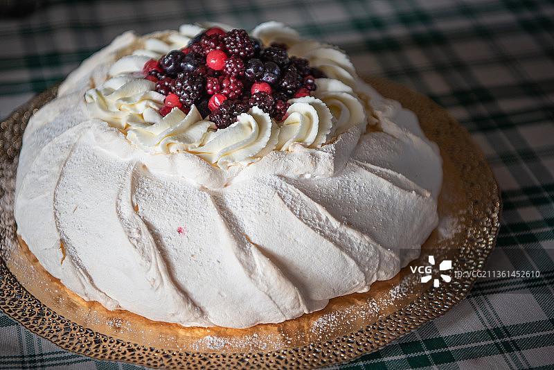 桌上的蛋糕特写图片素材