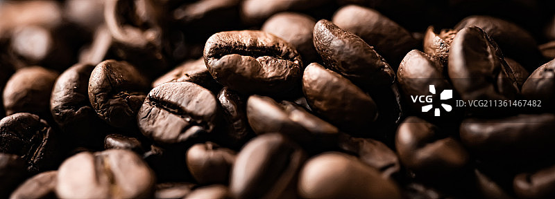 咖啡豆背景，具有浓郁风味的烘焙特色豆图片素材
