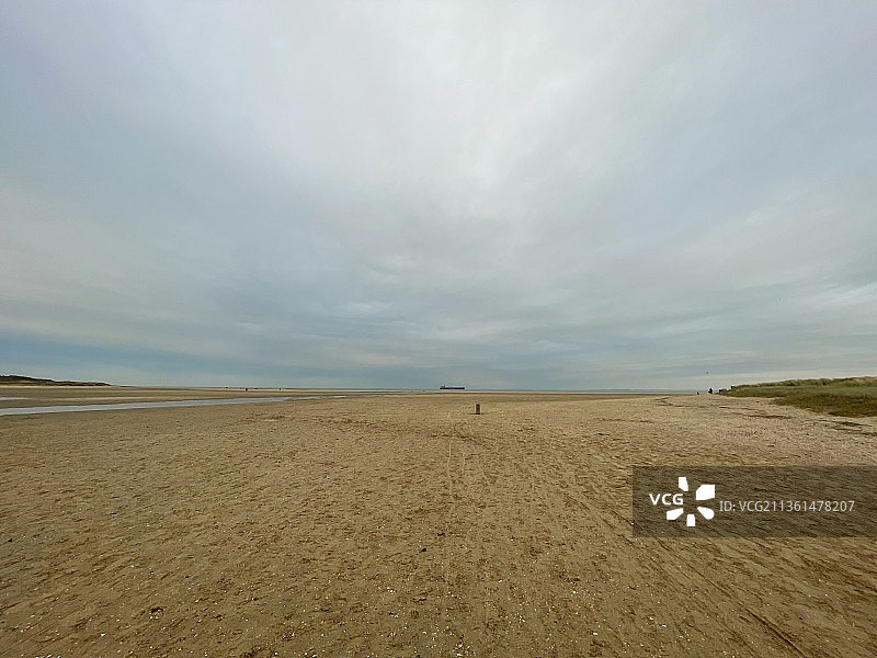 海滩背对天空的风景图片素材