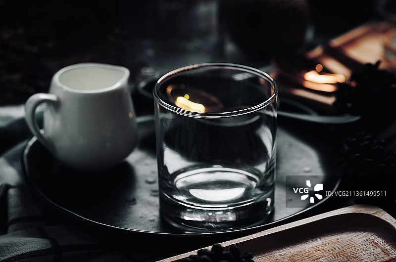 玻璃杯餐具图片素材