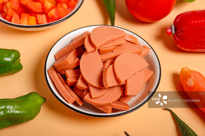 小吃美食-火腿肠切片图片素材