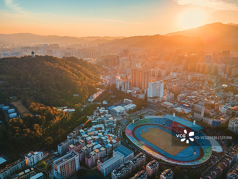 城市风光傍晚图片素材