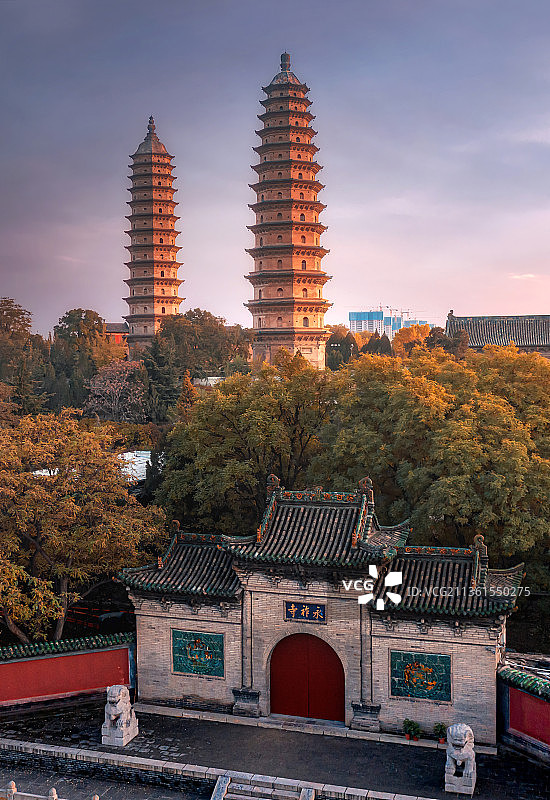 太原双塔永祚寺图片素材