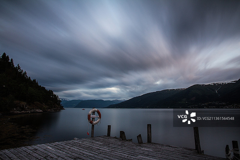 湖光山色：松恩峡湾风光图片素材
