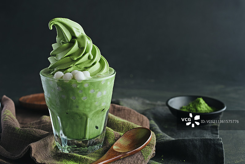 抹茶冰淇淋图片素材