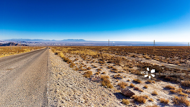 大路向西图片素材