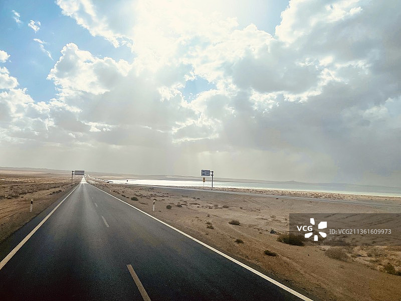 西北公路图片素材