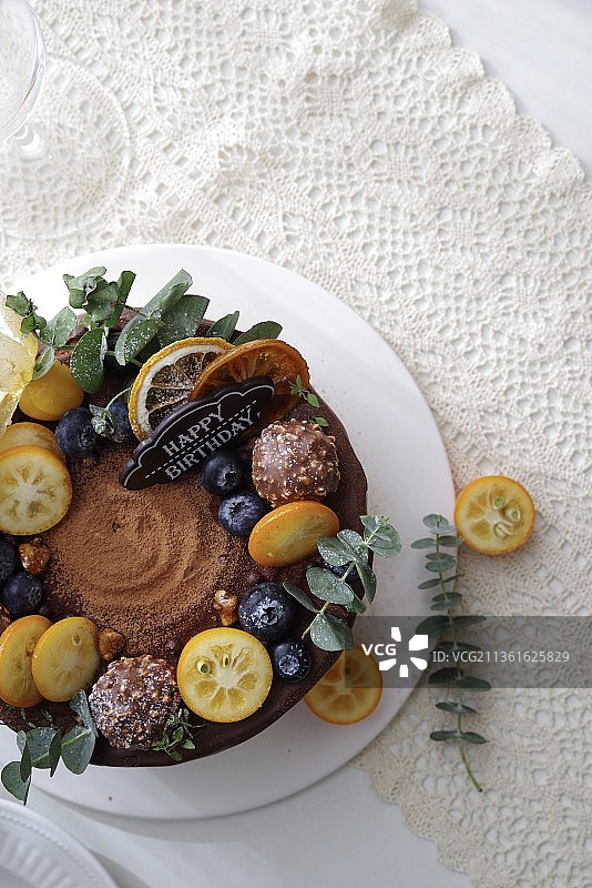 香橙巧克力慕斯蛋糕图片素材