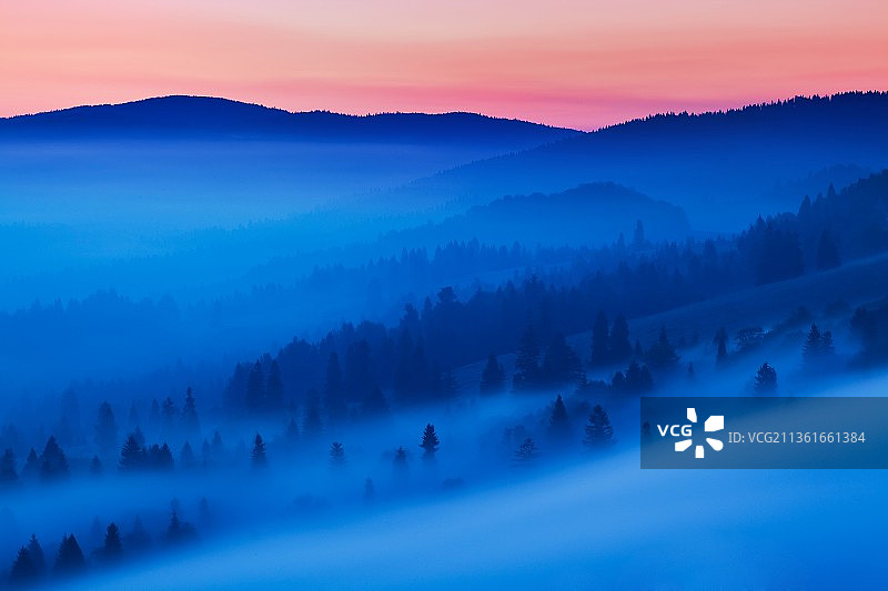 萨克森-波西米亚瑞士日落山景，捷克图片素材