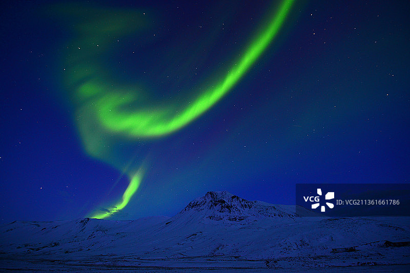 179号岛屿，夜晚雪山风景图片素材