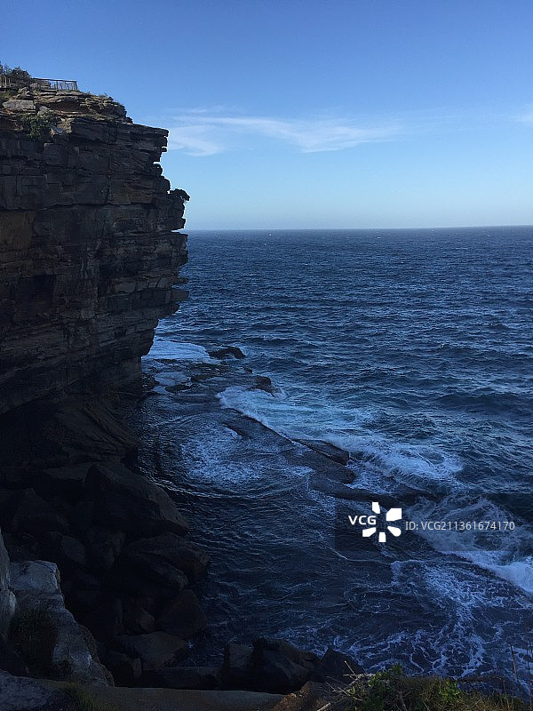 悬崖海天一色图片素材